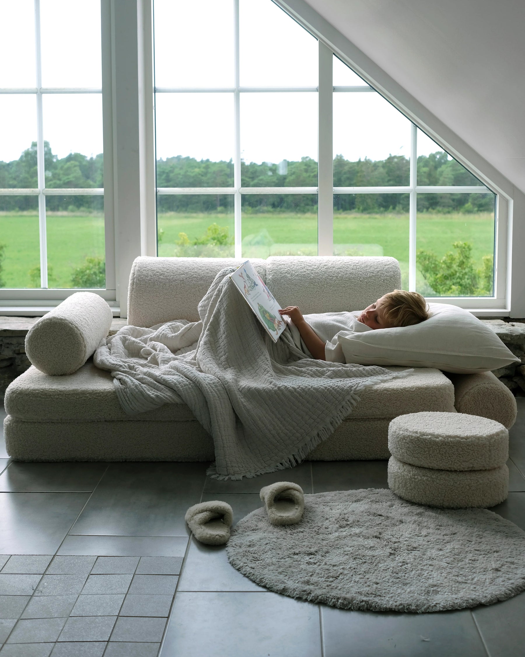Wigiwama Cream White Settee kids sofa